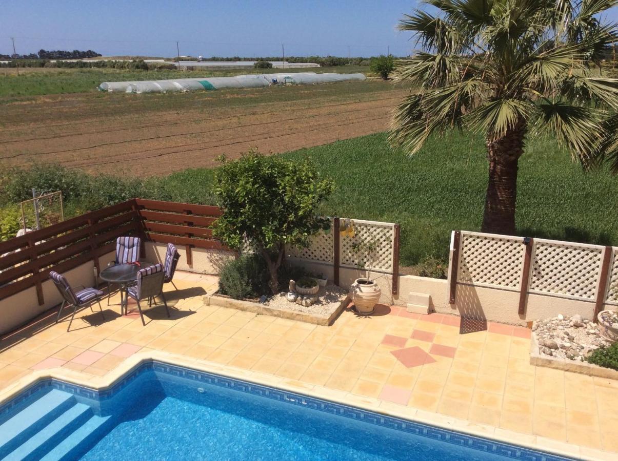 Quality Villa With Pool In Superb Location In Paphos Mandria  Ngoại thất bức ảnh