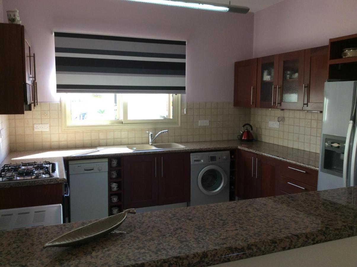 Quality Villa With Pool In Superb Location In Paphos Mandria  Ngoại thất bức ảnh
