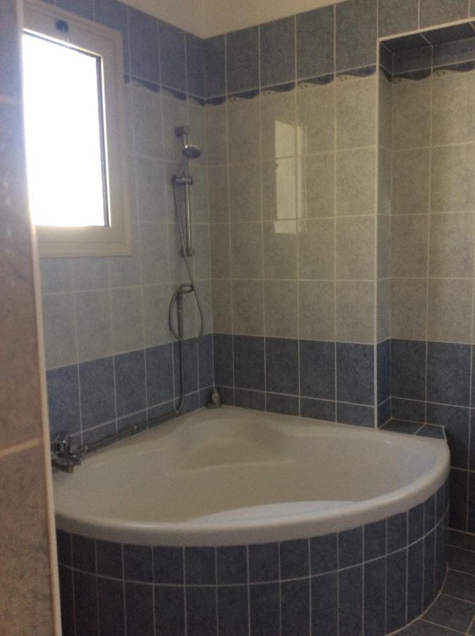 Quality Villa With Pool In Superb Location In Paphos Mandria  Ngoại thất bức ảnh